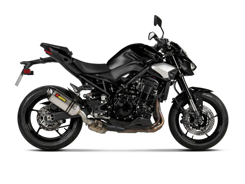 AKRAPOVIC | Kawasaki Z900 2025-26 Slip-On Line (Titanium) | S-K9SO11-HZT