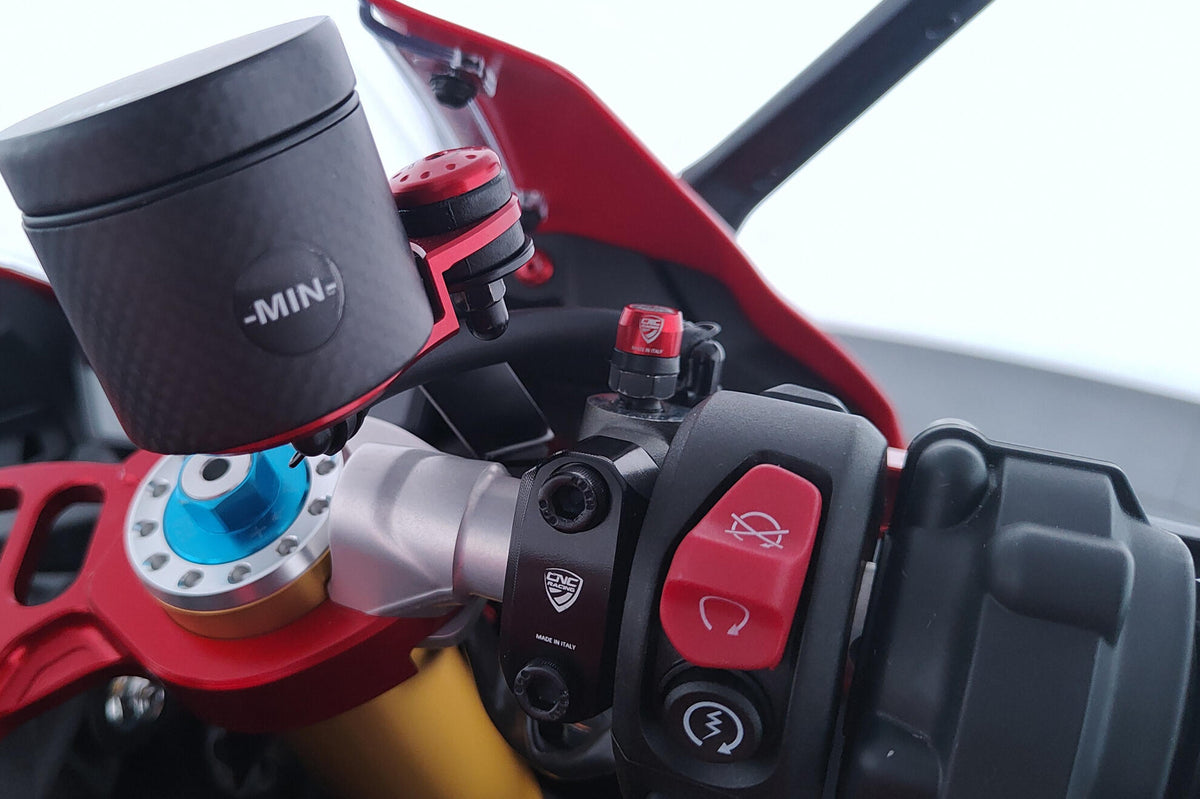 CNC RACING | Brake & Clutch Master Cylinder Bracket – No Mirror Hole, CNC Machined Aluminum, Plug & Play