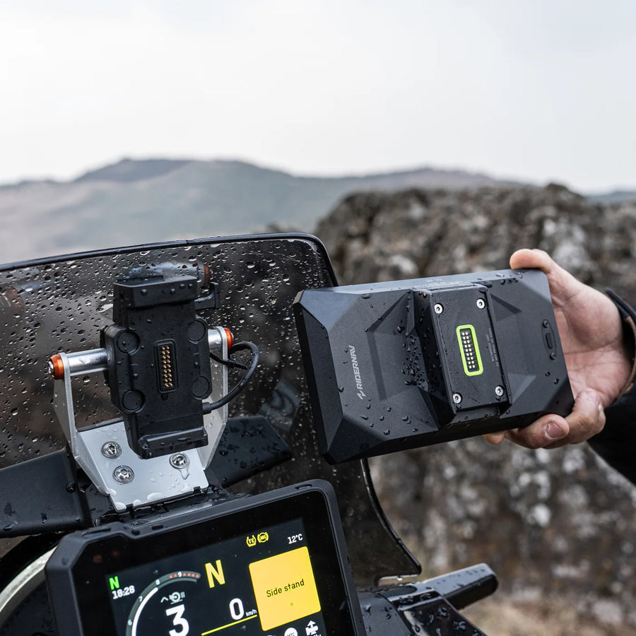 Ridernav | R7X 7-inch Display: Built to Fit. Made to Ride. Universal