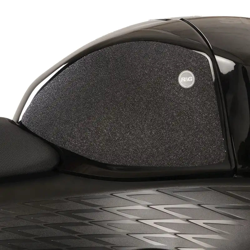 R&G Tank Traction Grips for the Suzuki Hayabusa '21-