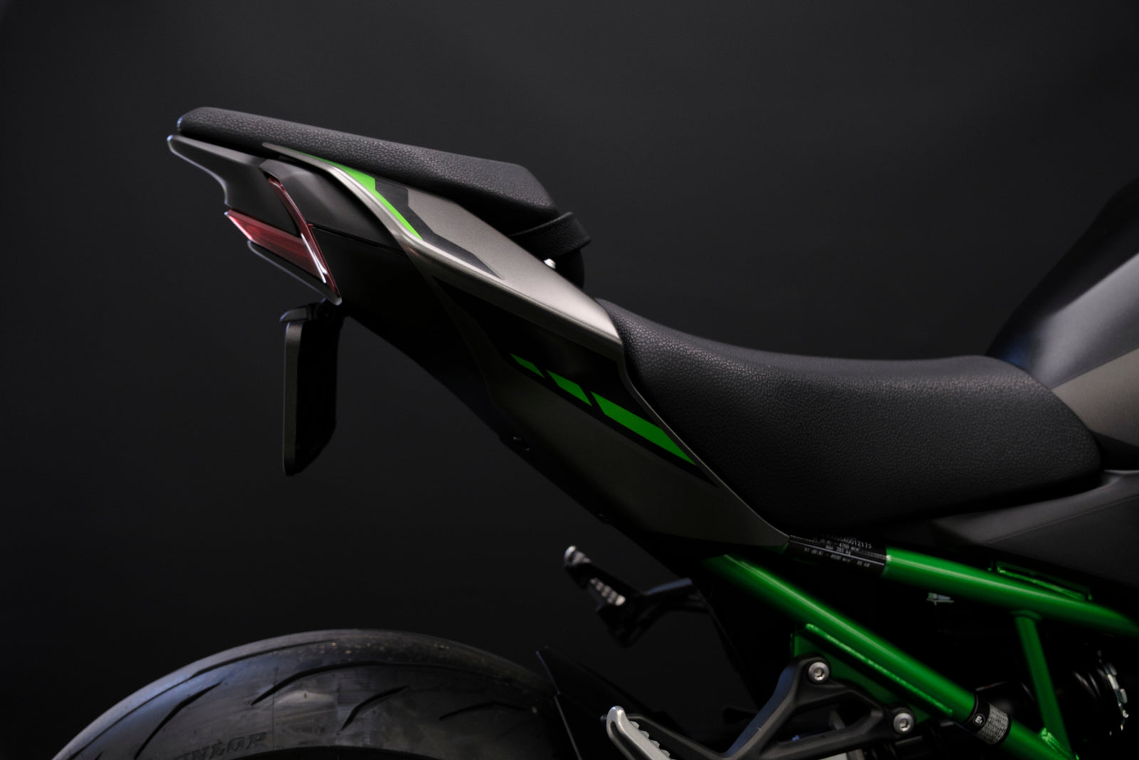 Evotech Dynamic Tail Tidy - Kawasaki Z900 (2025+)