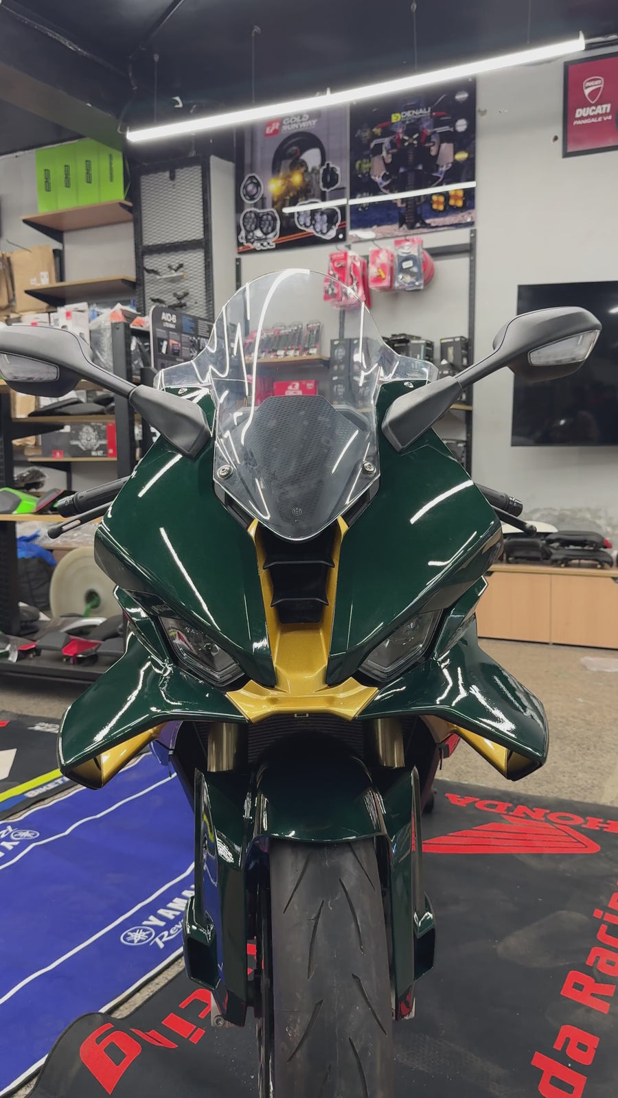 AXXON | BMW S1000RR British Racing Green & Gold Body Kit (2023–2026 Fitment)