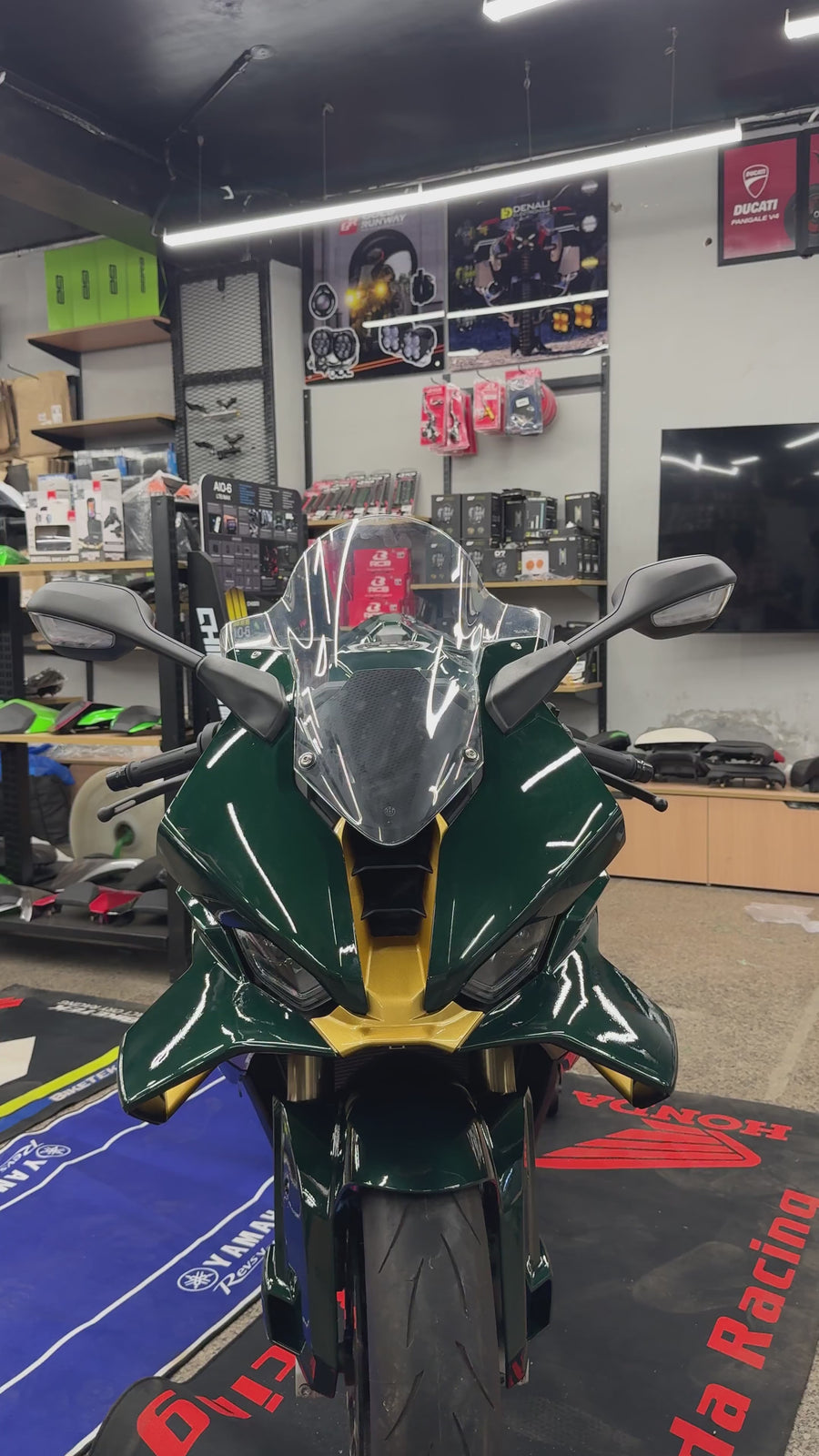 AXXON | BMW S1000RR British Racing Green & Gold Body Kit (2023–2026 Fitment)