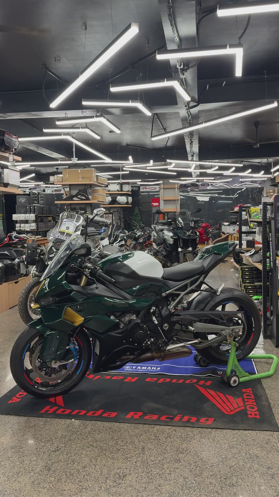AXXON | BMW S1000RR British Racing Green & Gold Body Kit (2023–2026 Fitment)