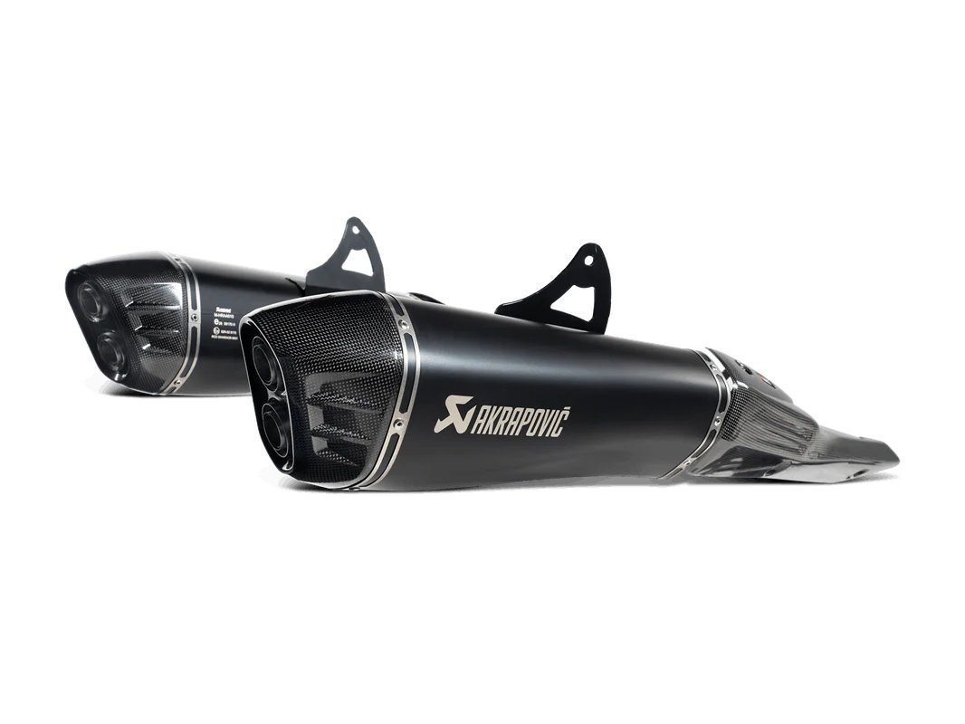 S-S13SO4-HRAATBL | Suzuki | GSX-1300R  HAYABUSA GEN3 | 2021 - 2025 | Akrapovic | Slip-On Line (Titanium) Exhaust