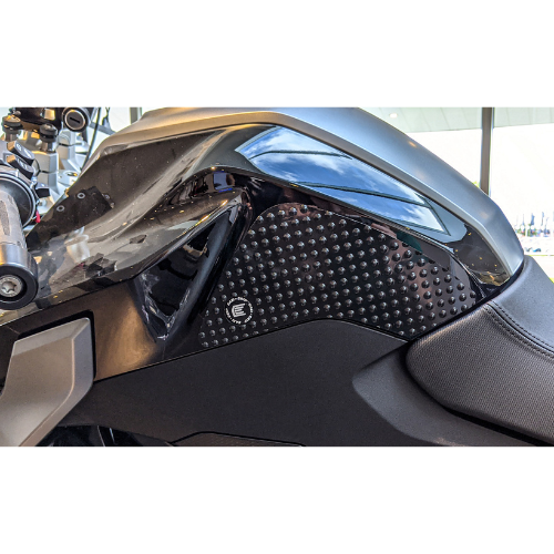 PR0129BL | BMW | F900R | Eazi-Grip | Tank Grip